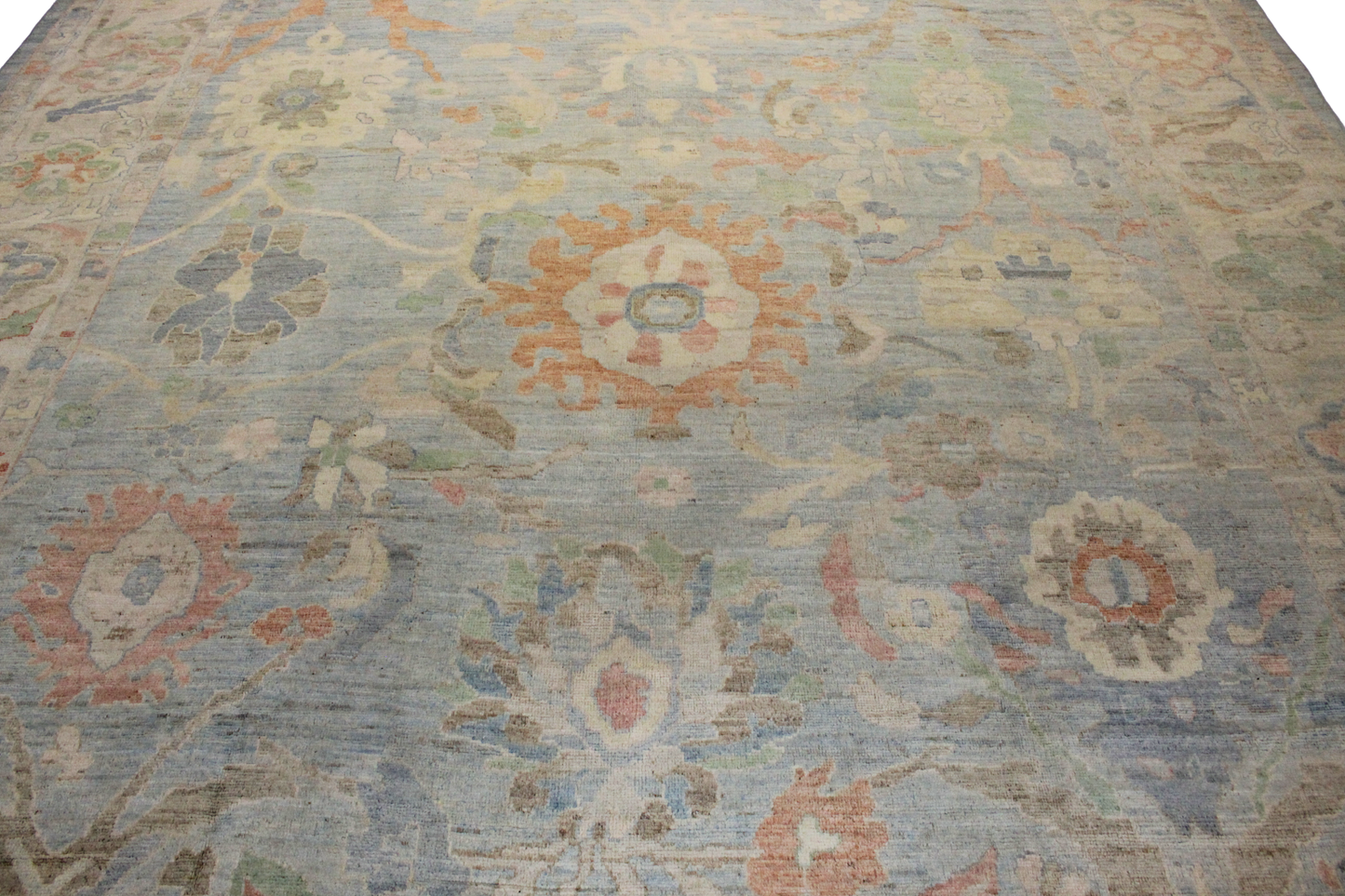 Decorative tribal area rug