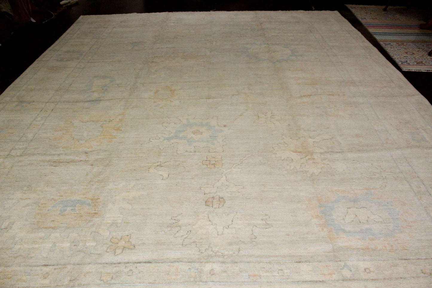 Afghan Oushak wool rug