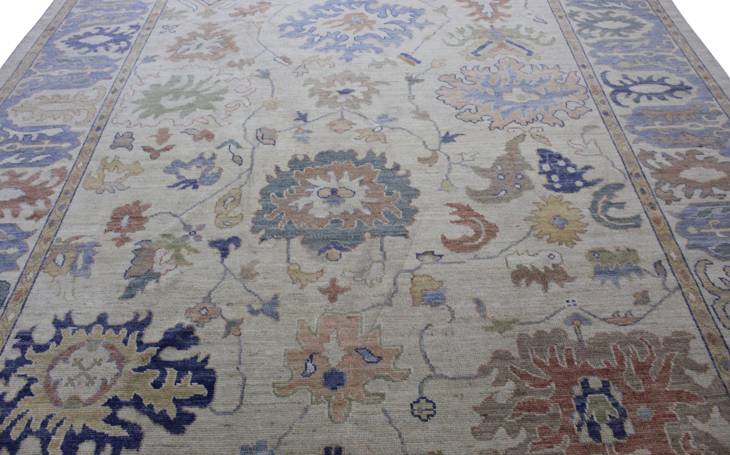Traditional living room rugs