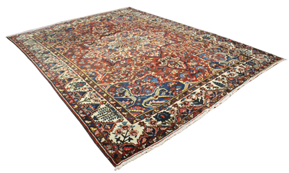 Garden Emblem - Baktiary Rug from Persia (10.7 × 14.5 ft) - 1725