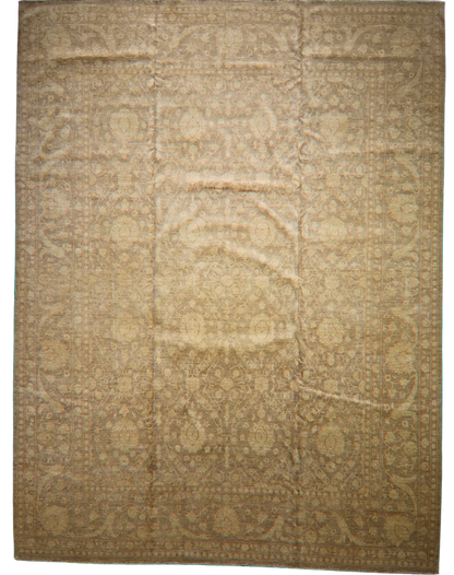 Luxury hand-knotted rug