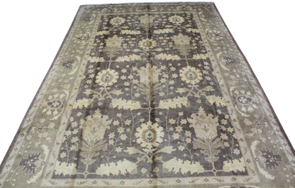 Mahal rug with abrash brown and wheat tones