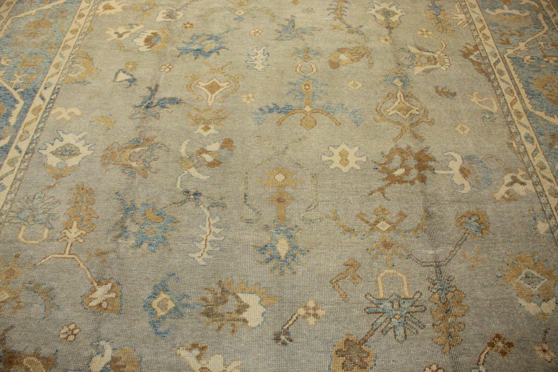 hand-knotted rugs from Turkey